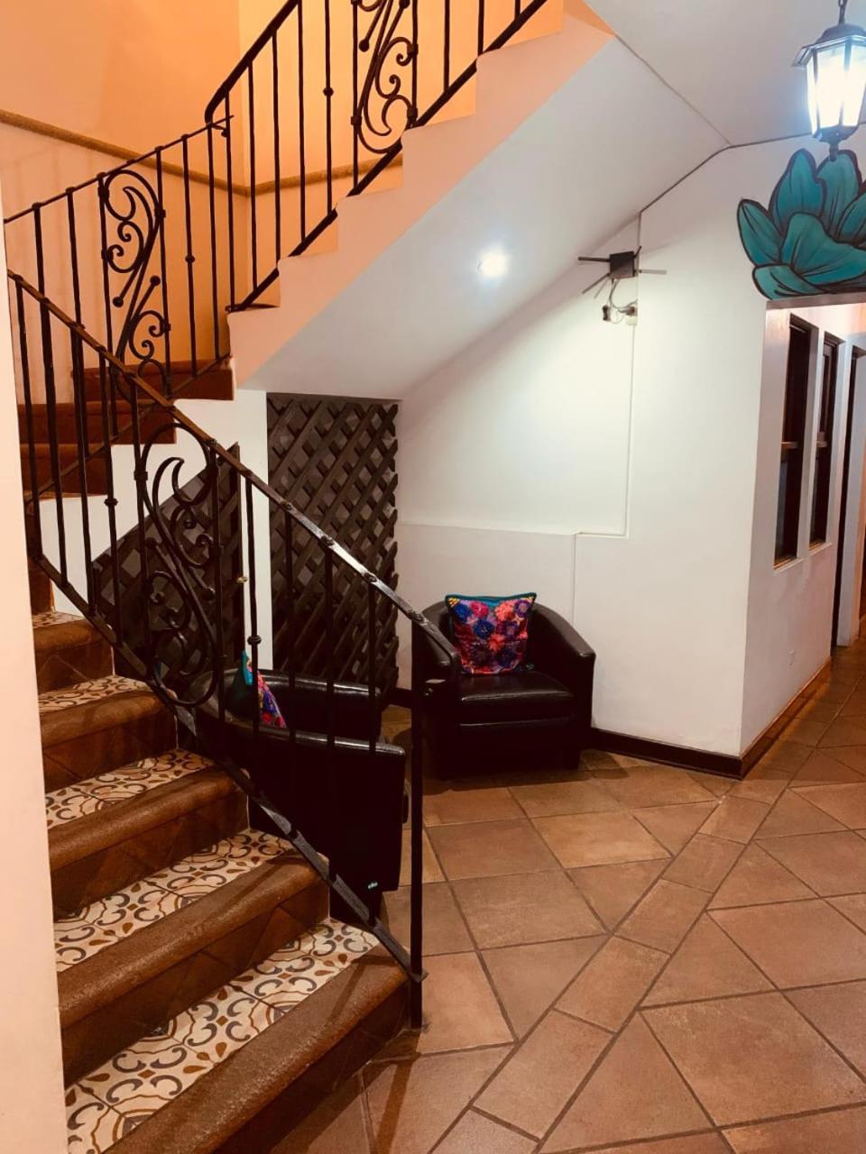 Hotel Posada El Arcangel 危地马拉安地瓜 外观 照片